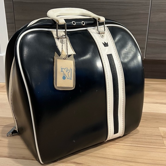 Brunswick Games Vintage Retro Brunswick Bowling Ball Bag Black With